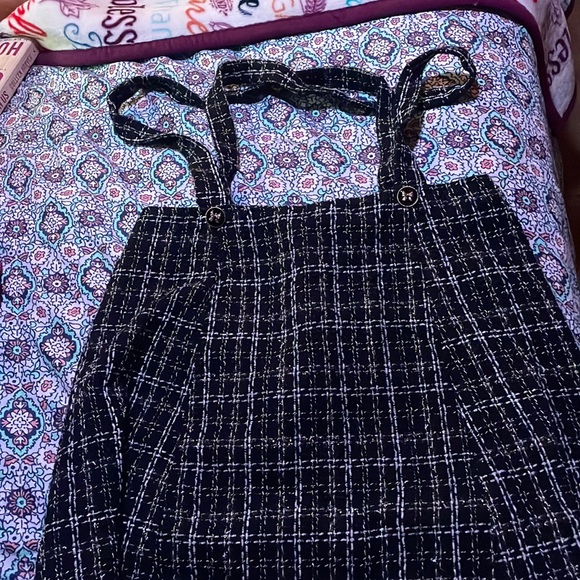 Skirt with suspenders - Picture 1 of 1